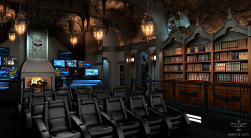 Тыловой вид зала домашнего кинотеатра в стилистике фильма «Темный Рыцарь»